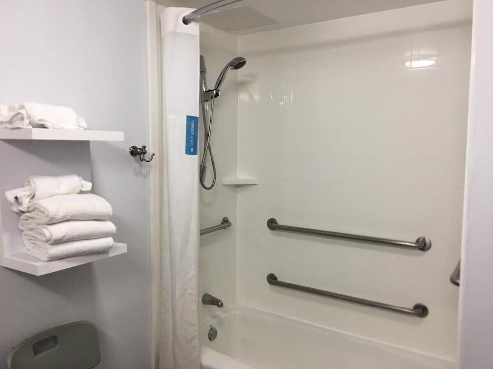 Express - Newark Airport - By Ihg 3* Elizabeth