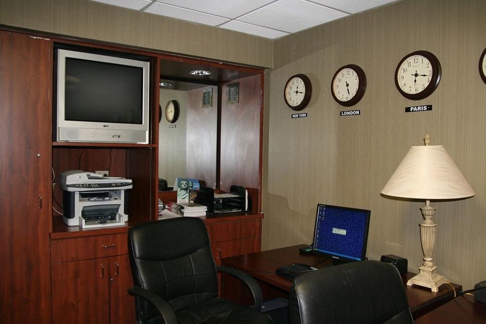 Express - Newark Airport - By Ihg Elizabeth