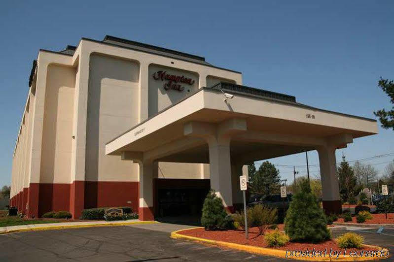 Express - Newark Airport - By Ihg 3*