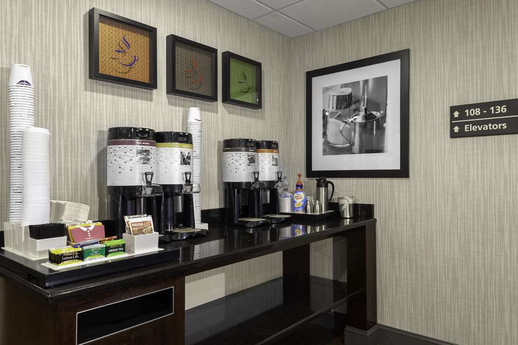 Express - Newark Airport - By Ihg Elizabeth