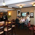 Holiday Inn Express - Newark Airport - Elizabeth By Ihg 