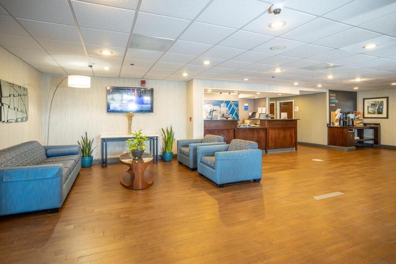 Express - Newark Airport - By Ihg Hotel 3*