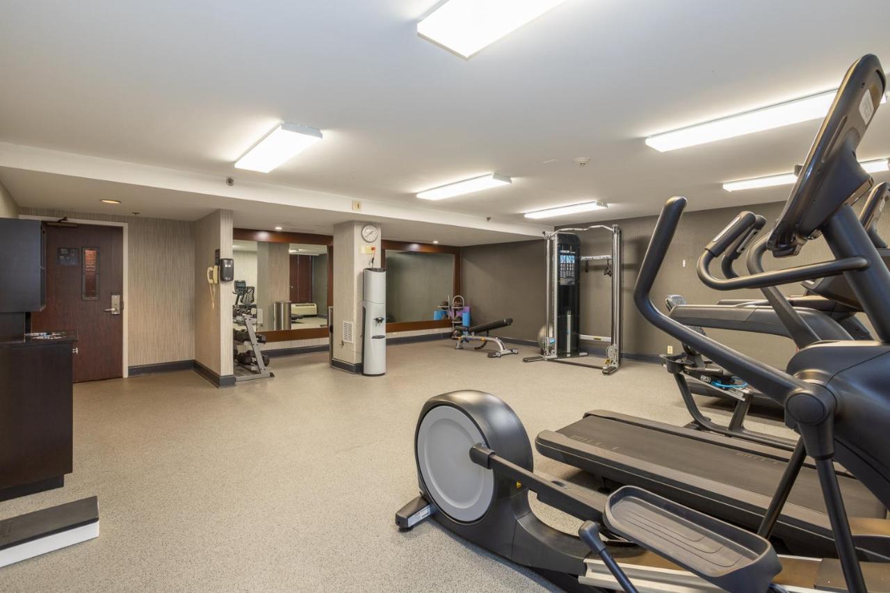 Hotel Express - Newark Airport - By Ihg 3*