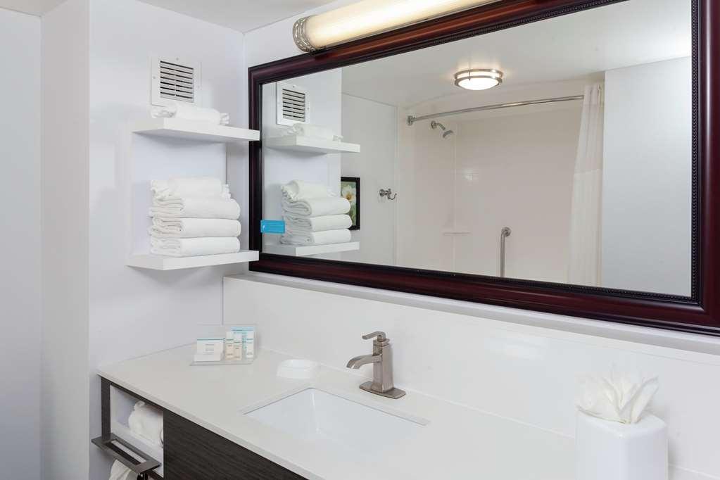 Express - Newark Airport - By Ihg Hotel Elizabeth